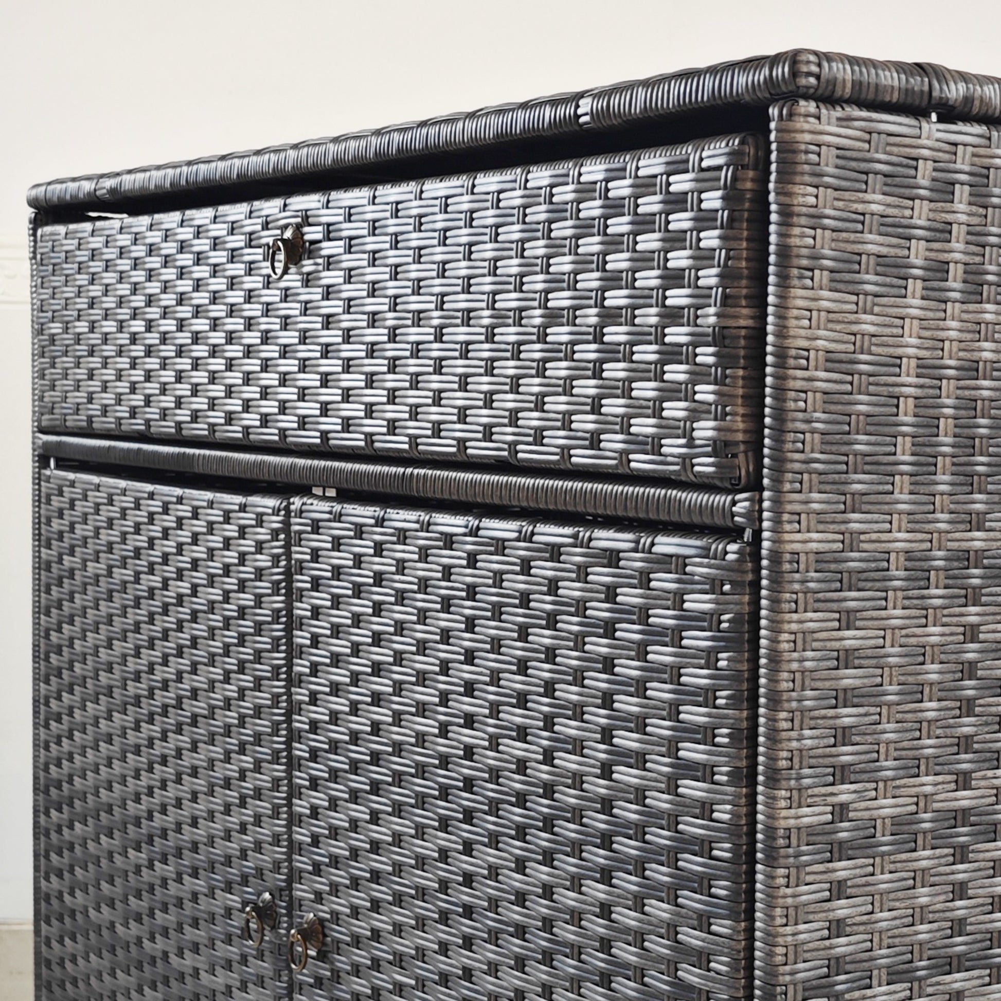 Outdoor Storage Cabinet, Wicker 2-Door Pool Towel Storage Cabinet with Drawer, PE Rattan Pool Organizer, Grey