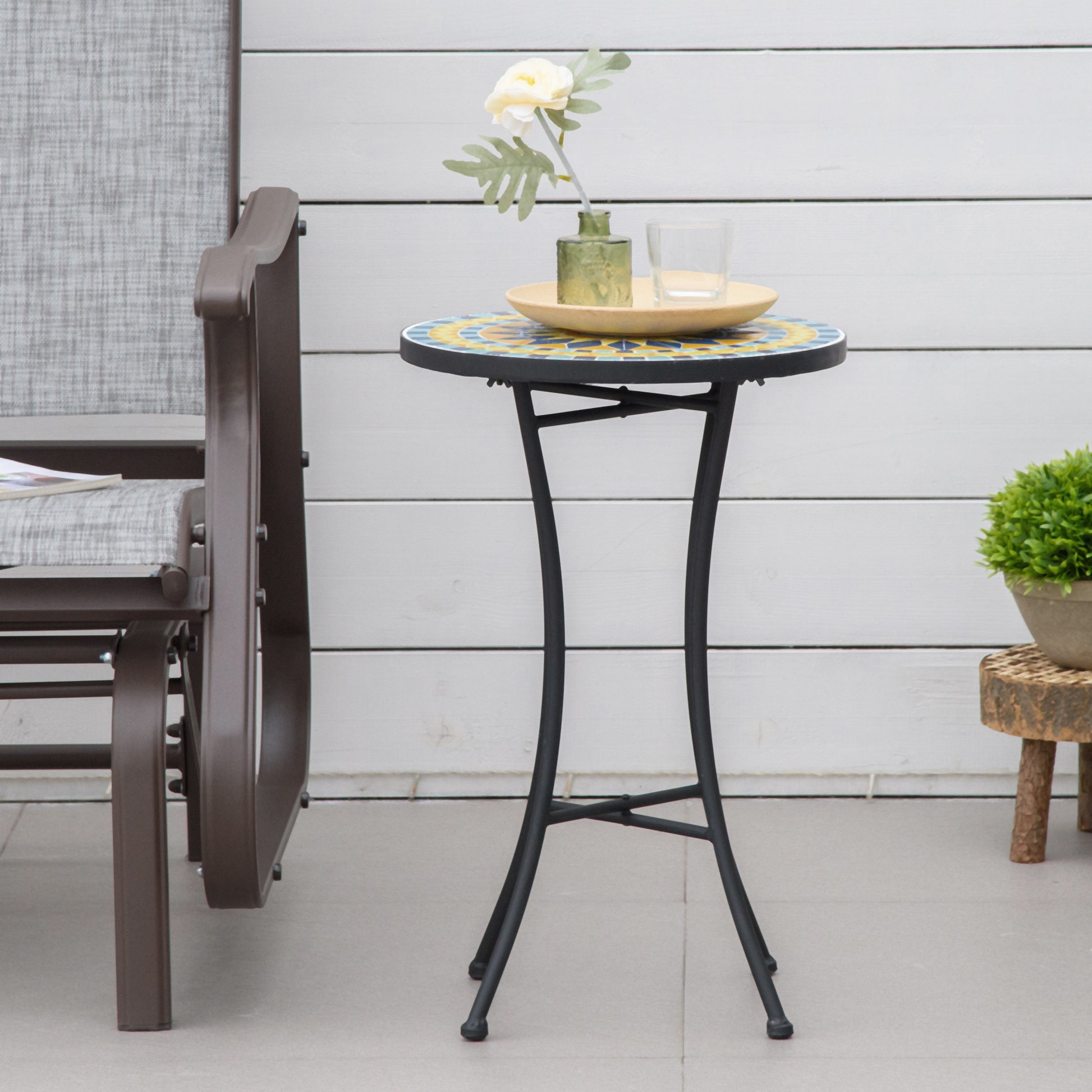Mosaic Patio Table, Round Coffee Table with Metal Frame, Garden Furniture for Outdoor, Poolside, Yellow